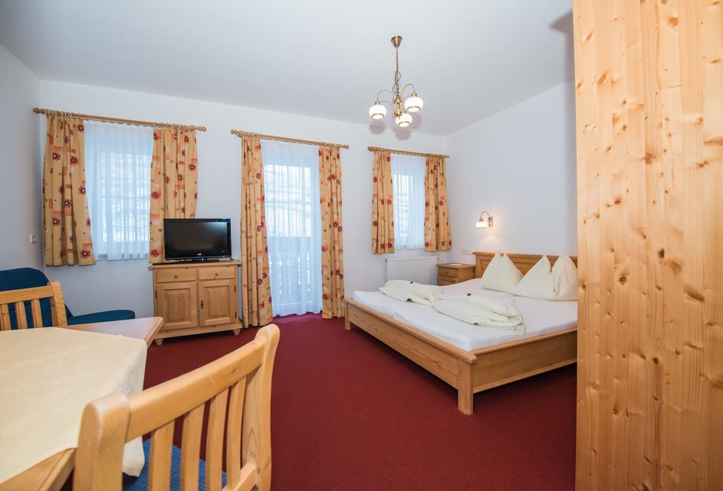 Aparthotel Ederhof Schlanitzen Room photo